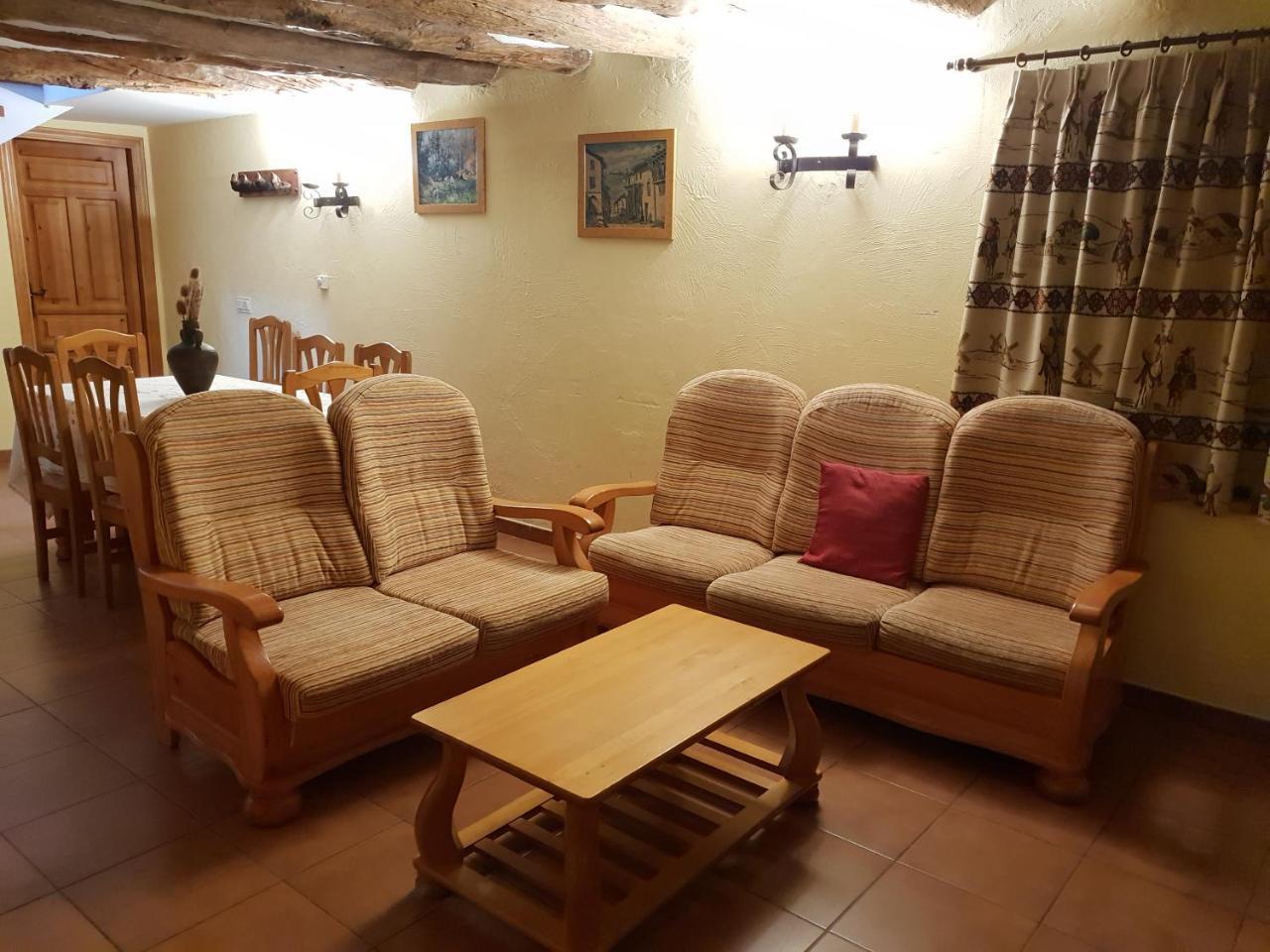 Casa Rural Barba Fuente-Higuera Exterior photo